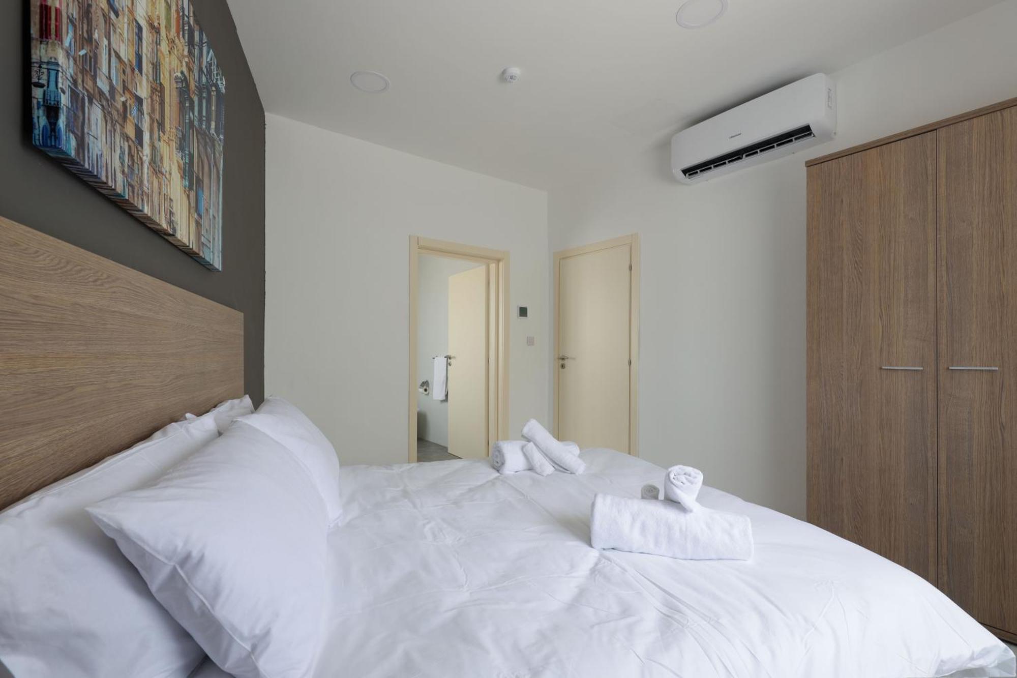 Seaview Stays St. Paul's Bay Ruang foto