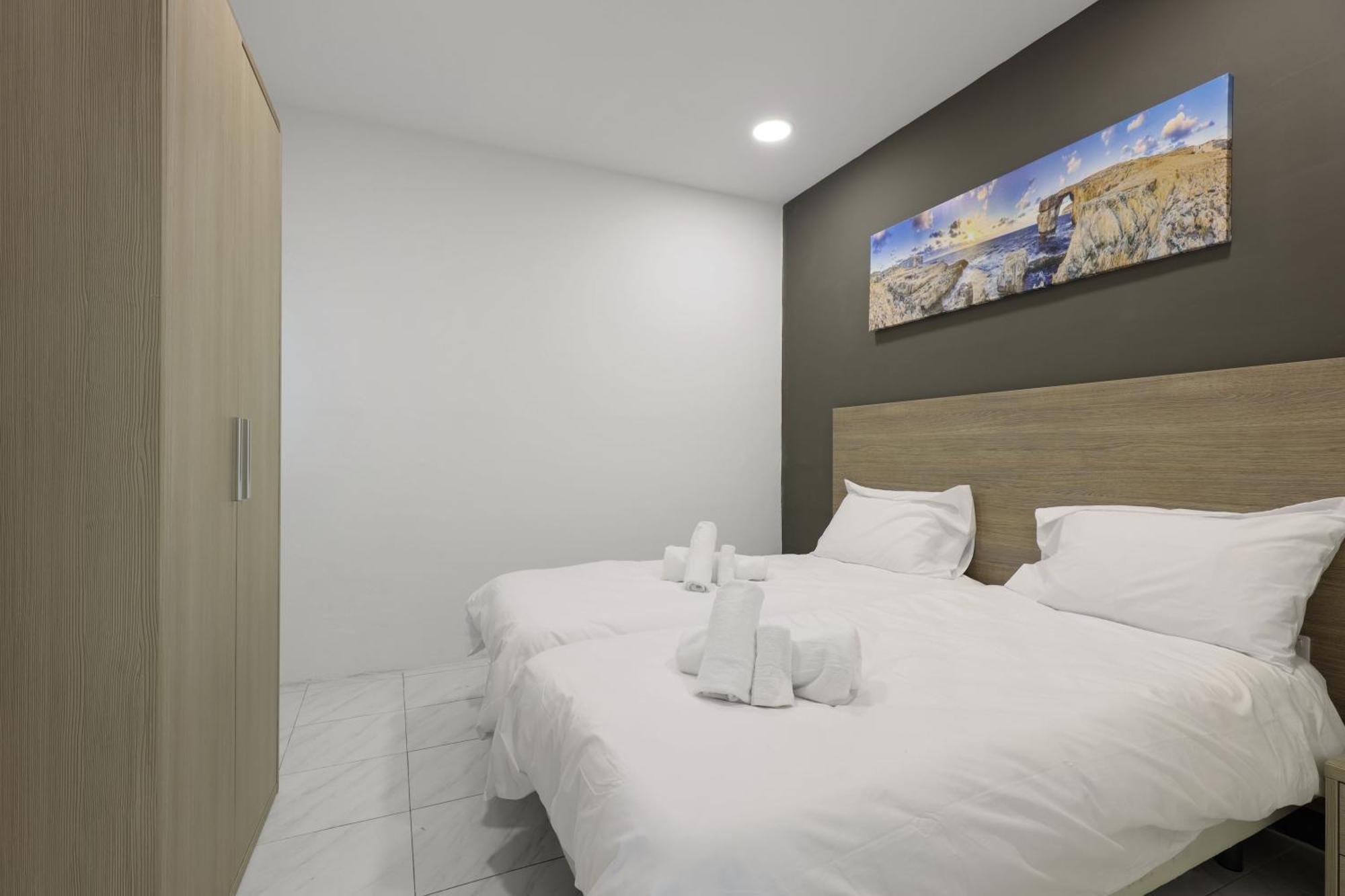 Seaview Stays St. Paul's Bay Ruang foto
